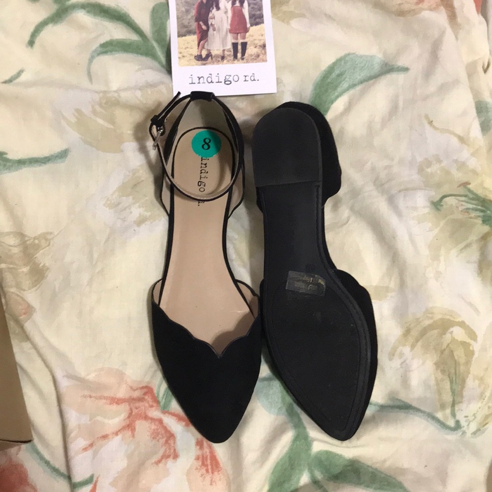 Flats - Picture 2 of 3